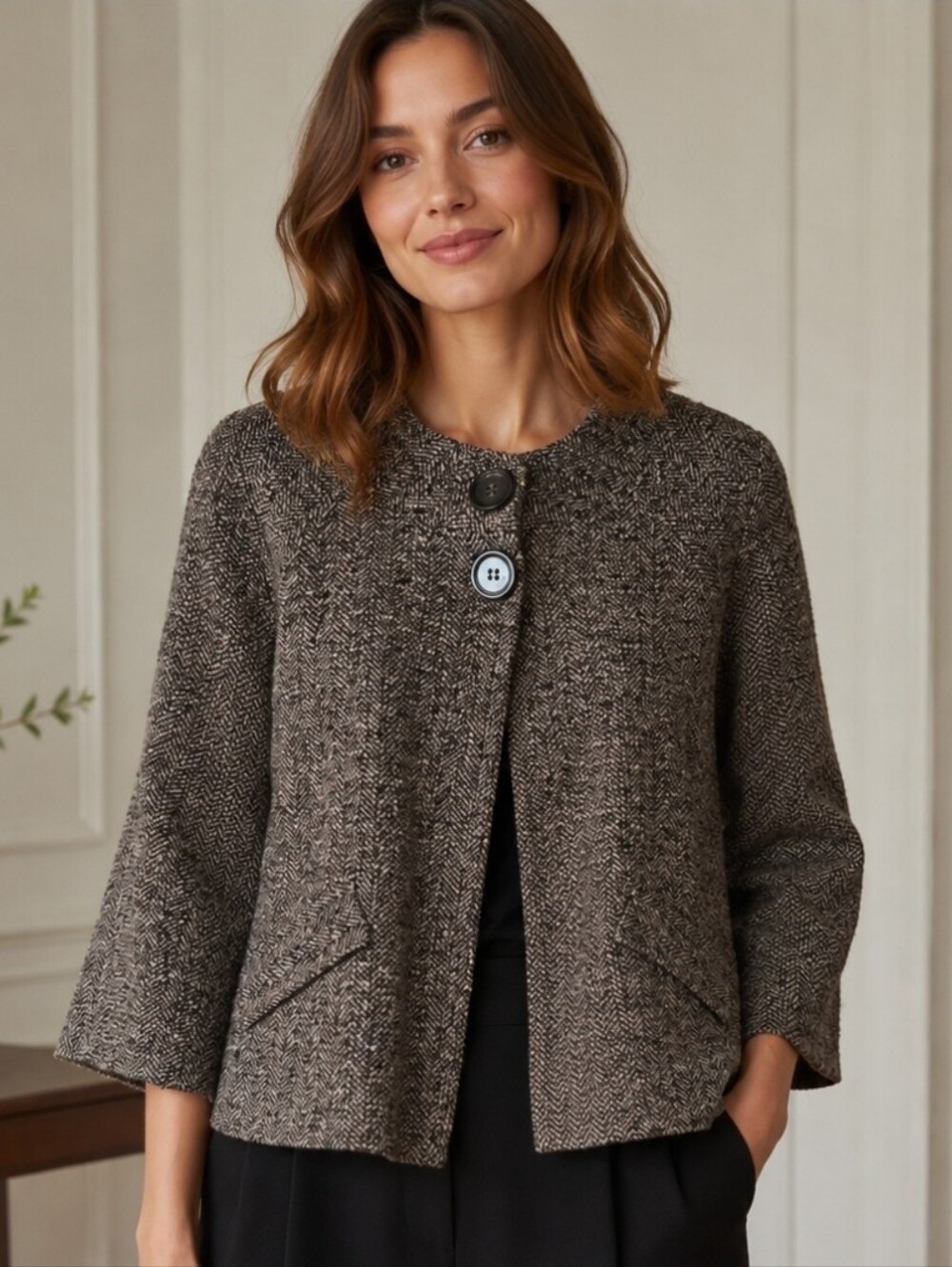 Jacob Women's Black & White Herringbone Short Coat Sz. L